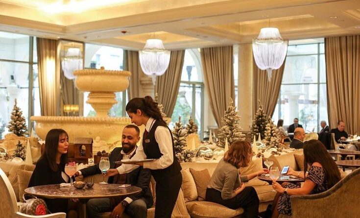 Hotel and Restaurant Jobs in Italy