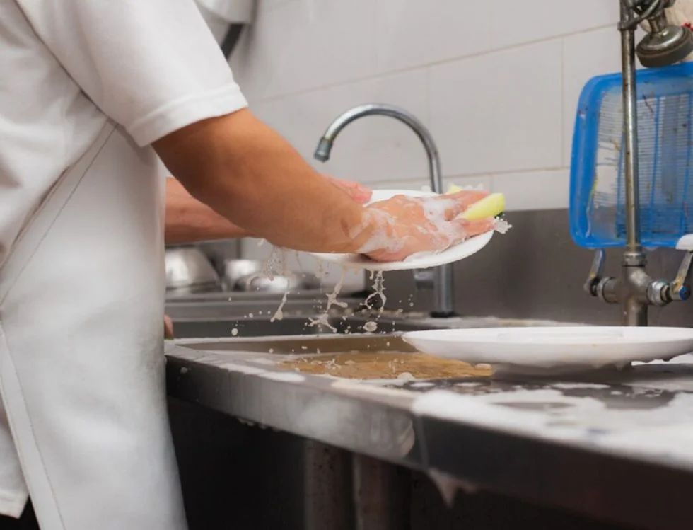 Dishwasher Jobs in Canada 
